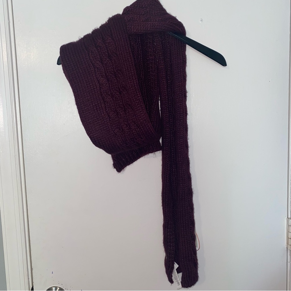 roxy scarf
